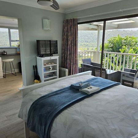 Modern Solar Powered 1 Bed Studio Apartment With Amazing Views Plettenberg Bay Extérieur photo