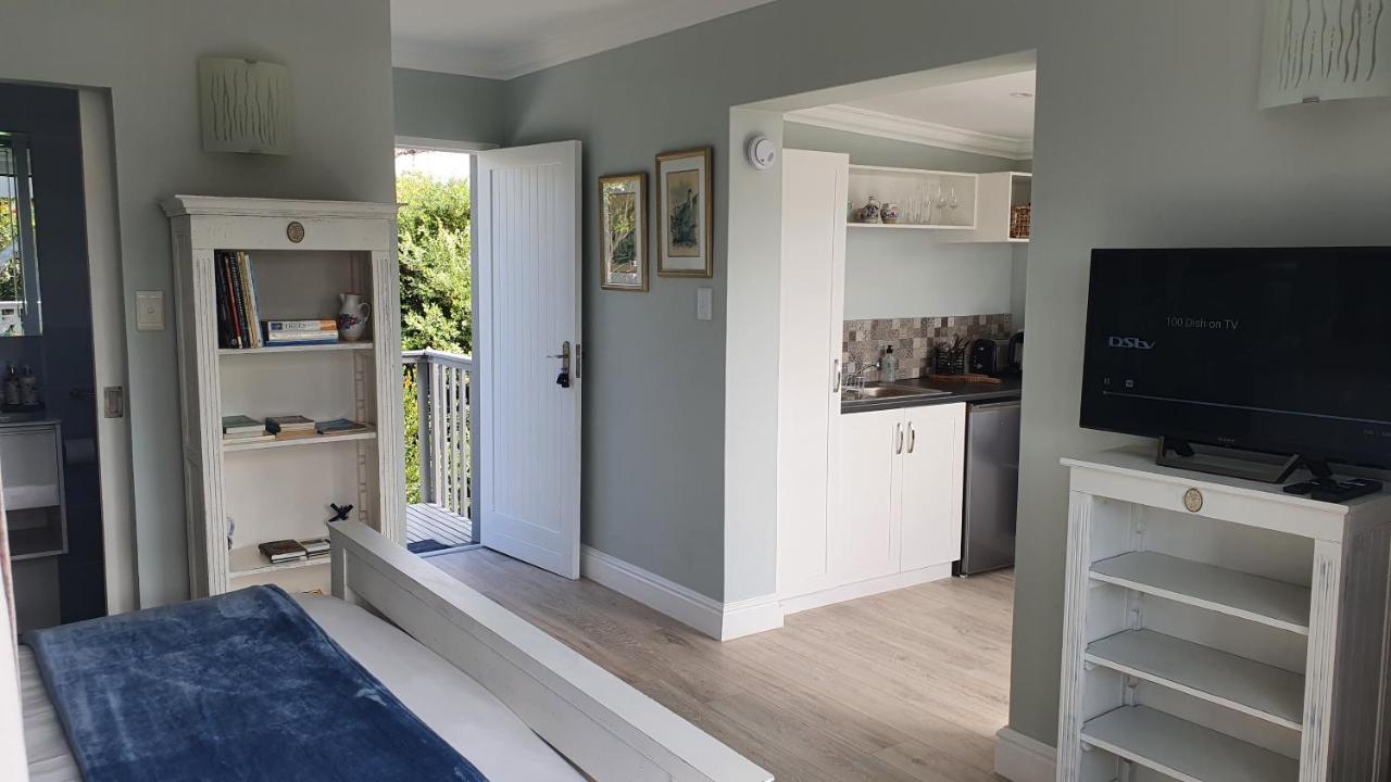 Modern Solar Powered 1 Bed Studio Apartment With Amazing Views Plettenberg Bay Extérieur photo