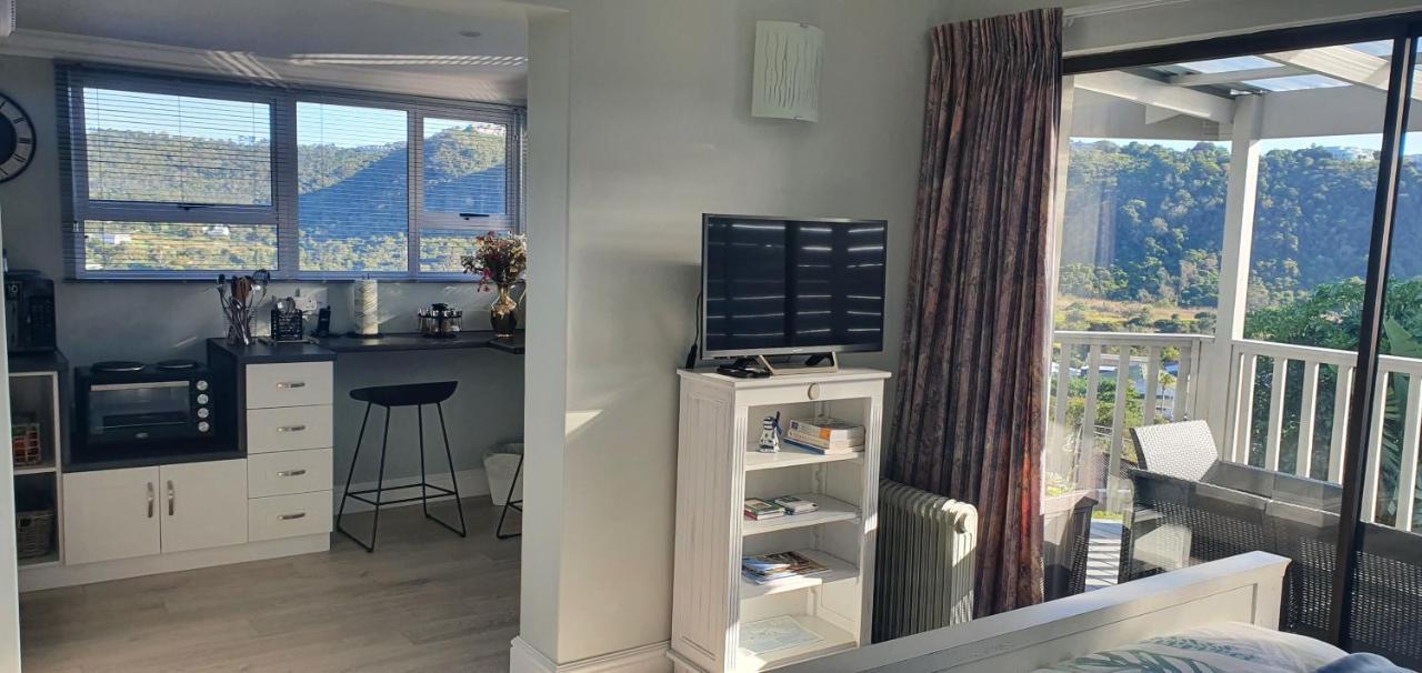 Modern Solar Powered 1 Bed Studio Apartment With Amazing Views Plettenberg Bay Extérieur photo